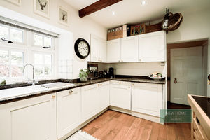 Photo 21- click for photo gallery